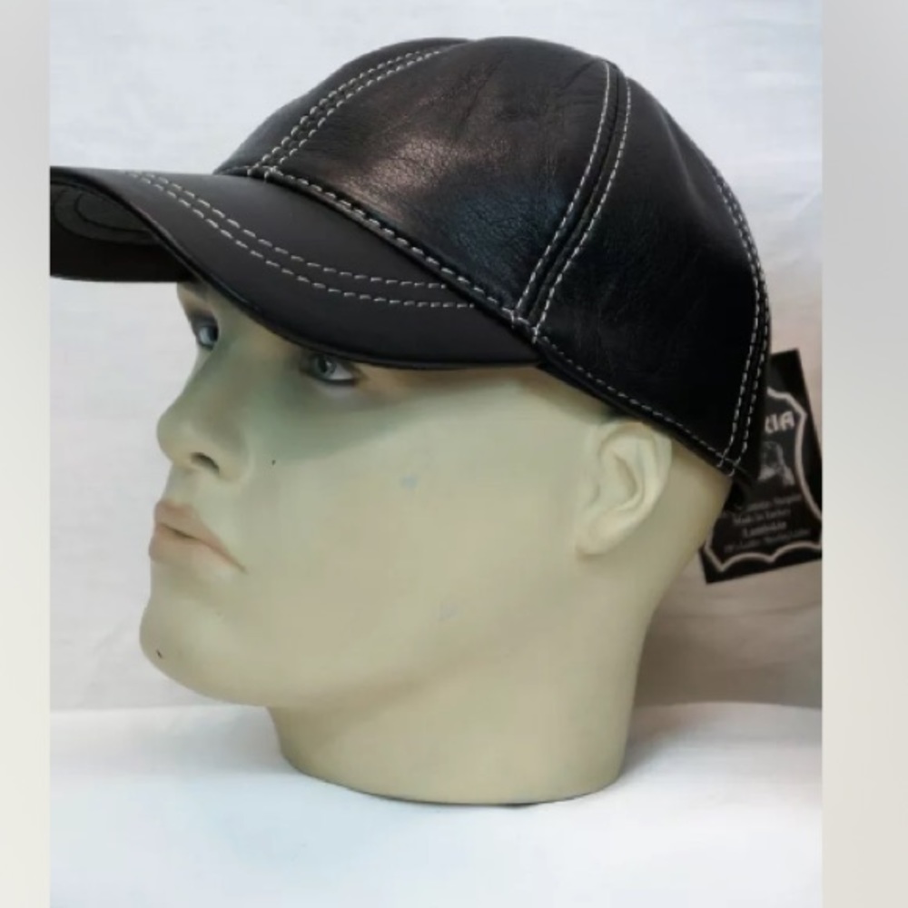 NWT Men’s 100% Genuine Lambskin Leather Baseball Hat